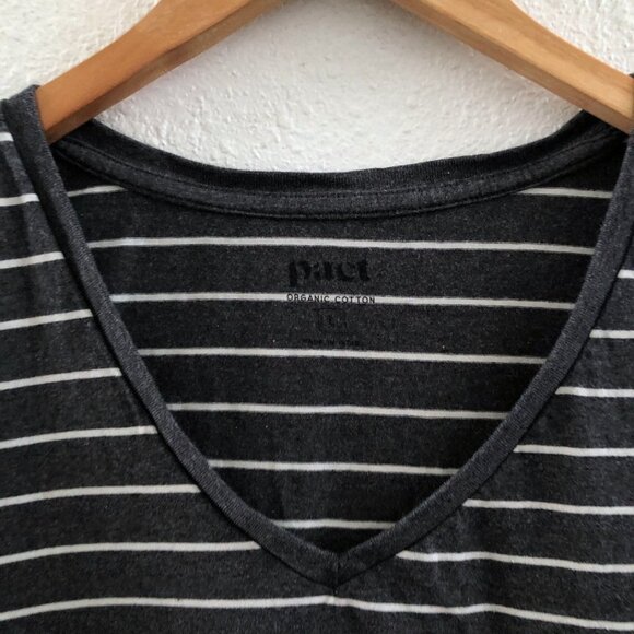 PACT Organic Cotton  Softspun V-Neck Tee Size Large - Picture 7 of 11
